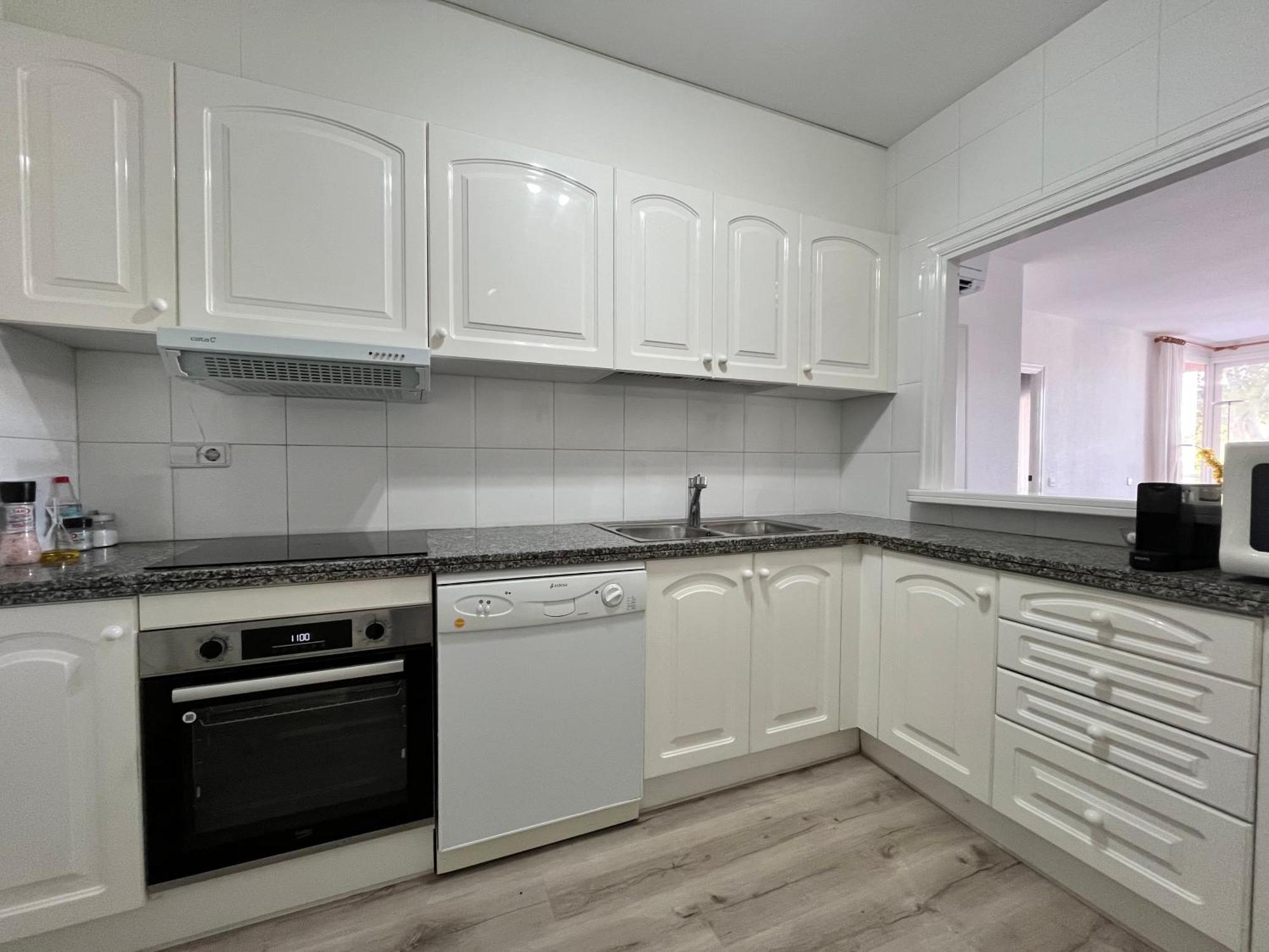 Precioso Apartamento En La Playa De Pals Con Piscina - Recinto Puig Sa Guilla المظهر الخارجي الصورة